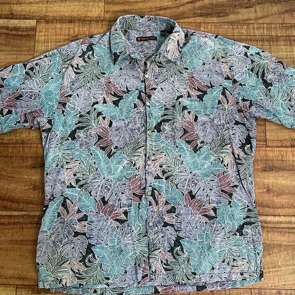 Tori Richard multicolor fern print shirt